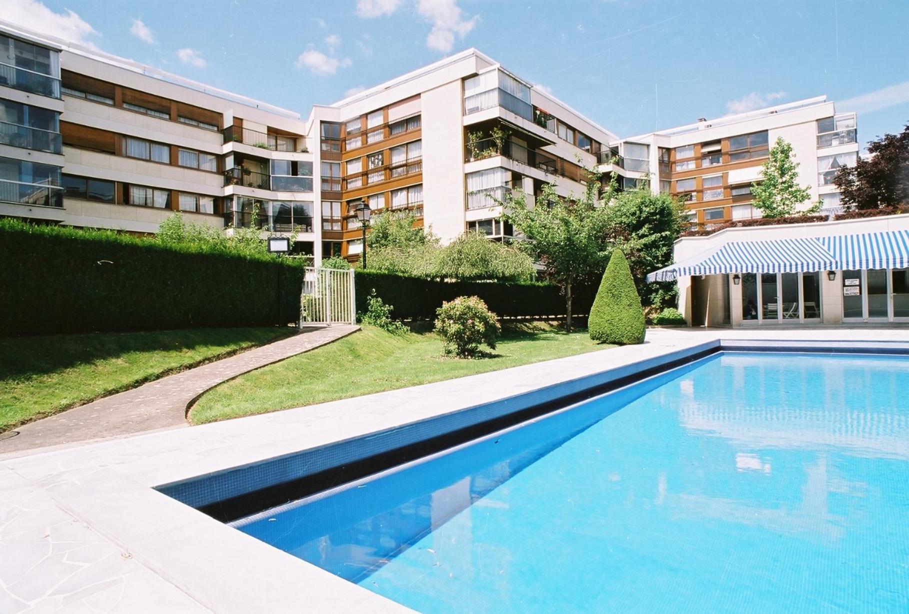 Lumineux Charming Appartement - Cozy Flat Le Chesnay  Bagian luar foto